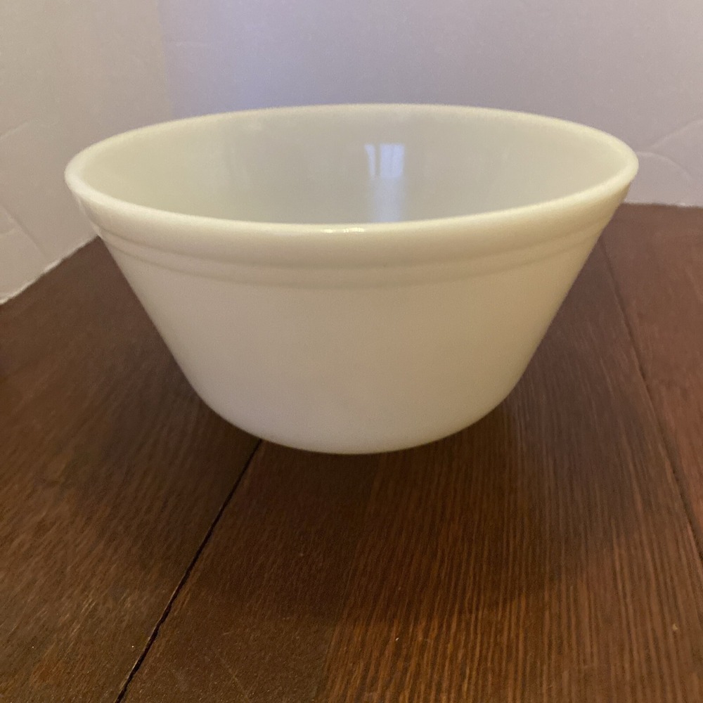 Vintage Federal White Milk Glass Oven Ware Mixing Bowl Double Band F Shield 8"D